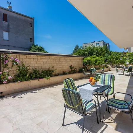 Rose Apartments * Crikvenica